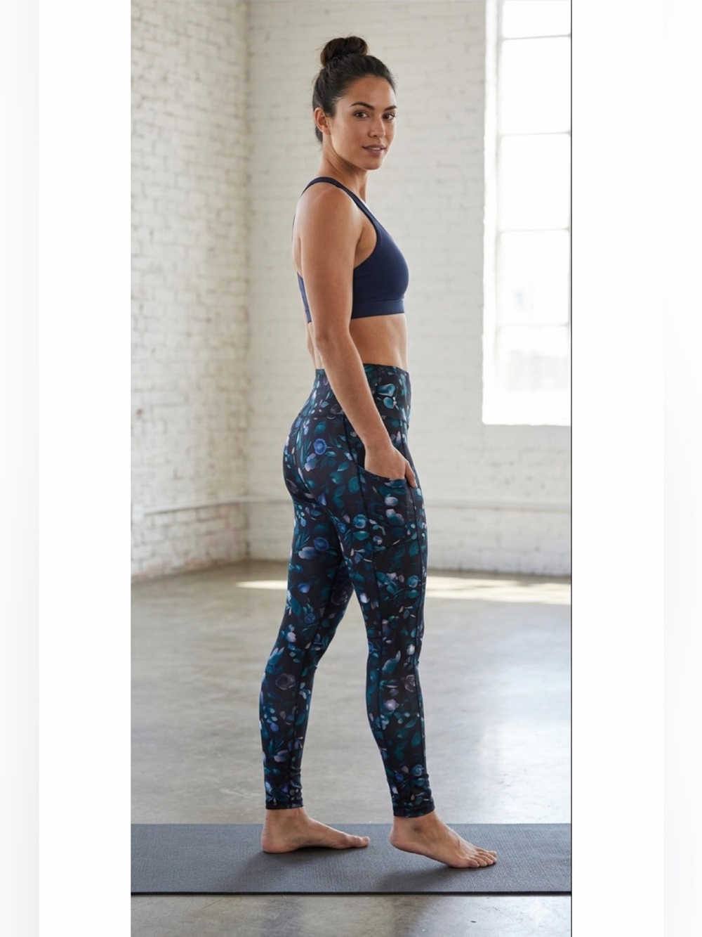 Gaiam OM Fit Floral Pocket Leggings XS NWT High Rise Yoga Pants